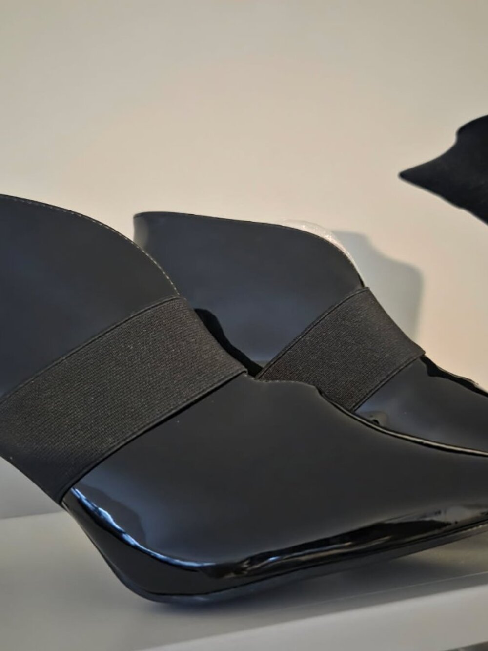 Black Patent Ankle Boots • Elastic Band • Glossy Heel